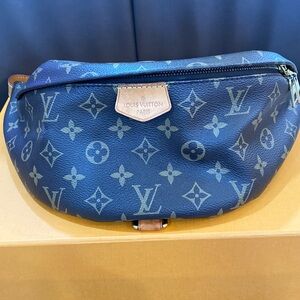 Louis Vuitton Bumbag